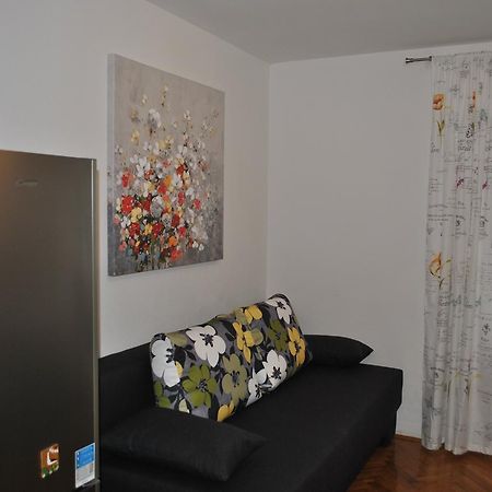 Apartment On The Square Makarska Eksteriør billede