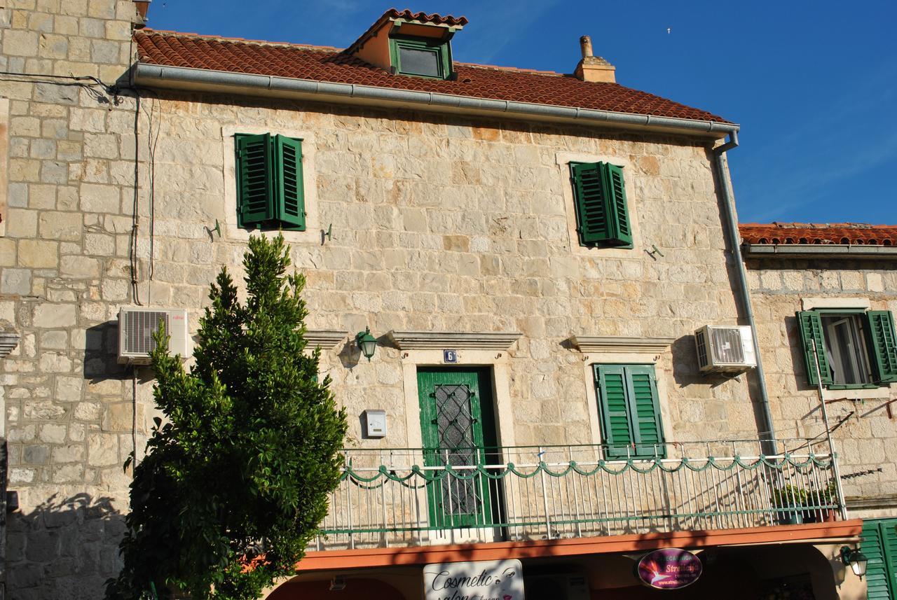 Apartment On The Square Makarska Eksteriør billede
