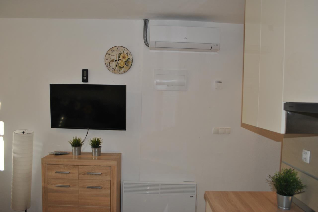 Apartment On The Square Makarska Eksteriør billede