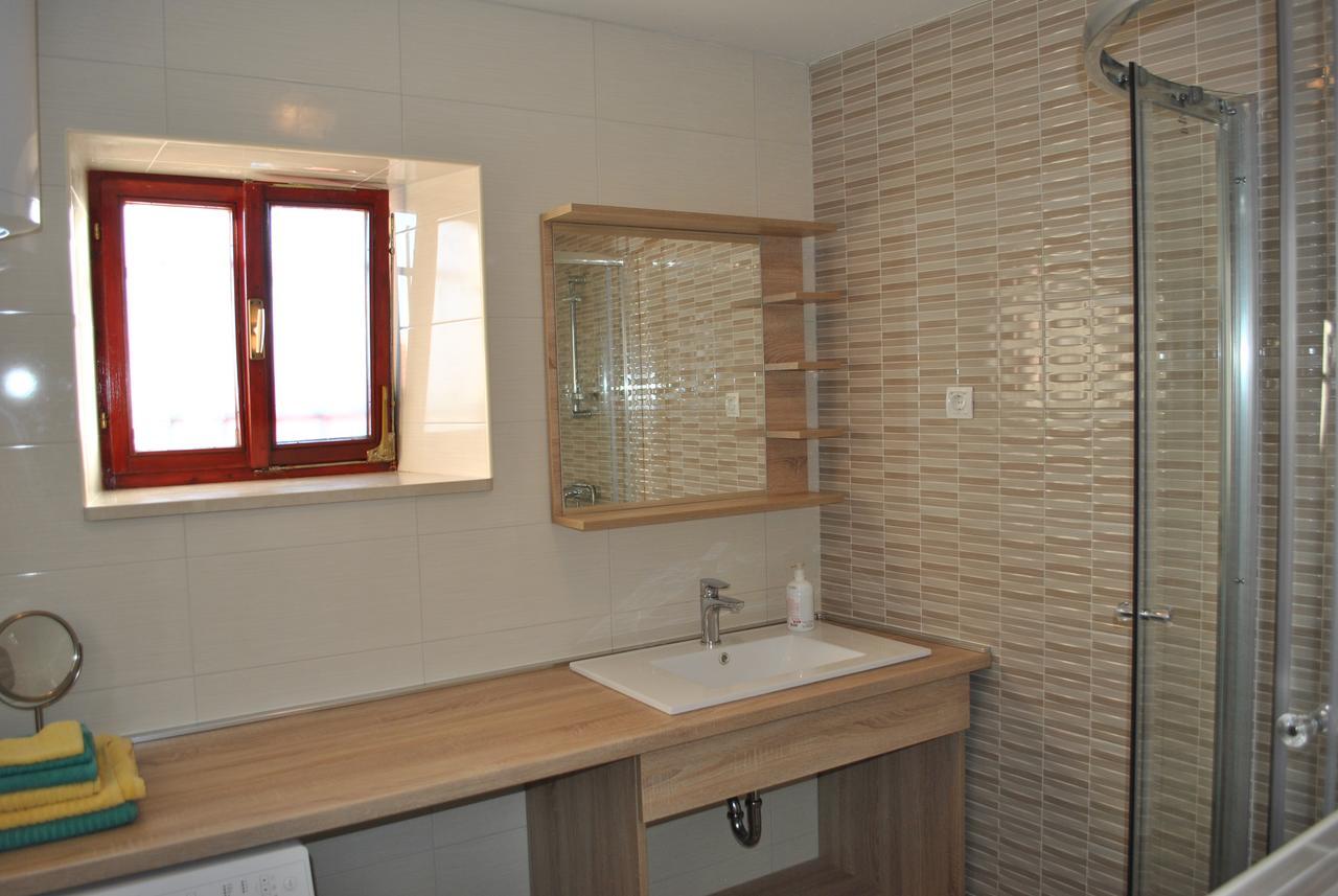 Apartment On The Square Makarska Eksteriør billede