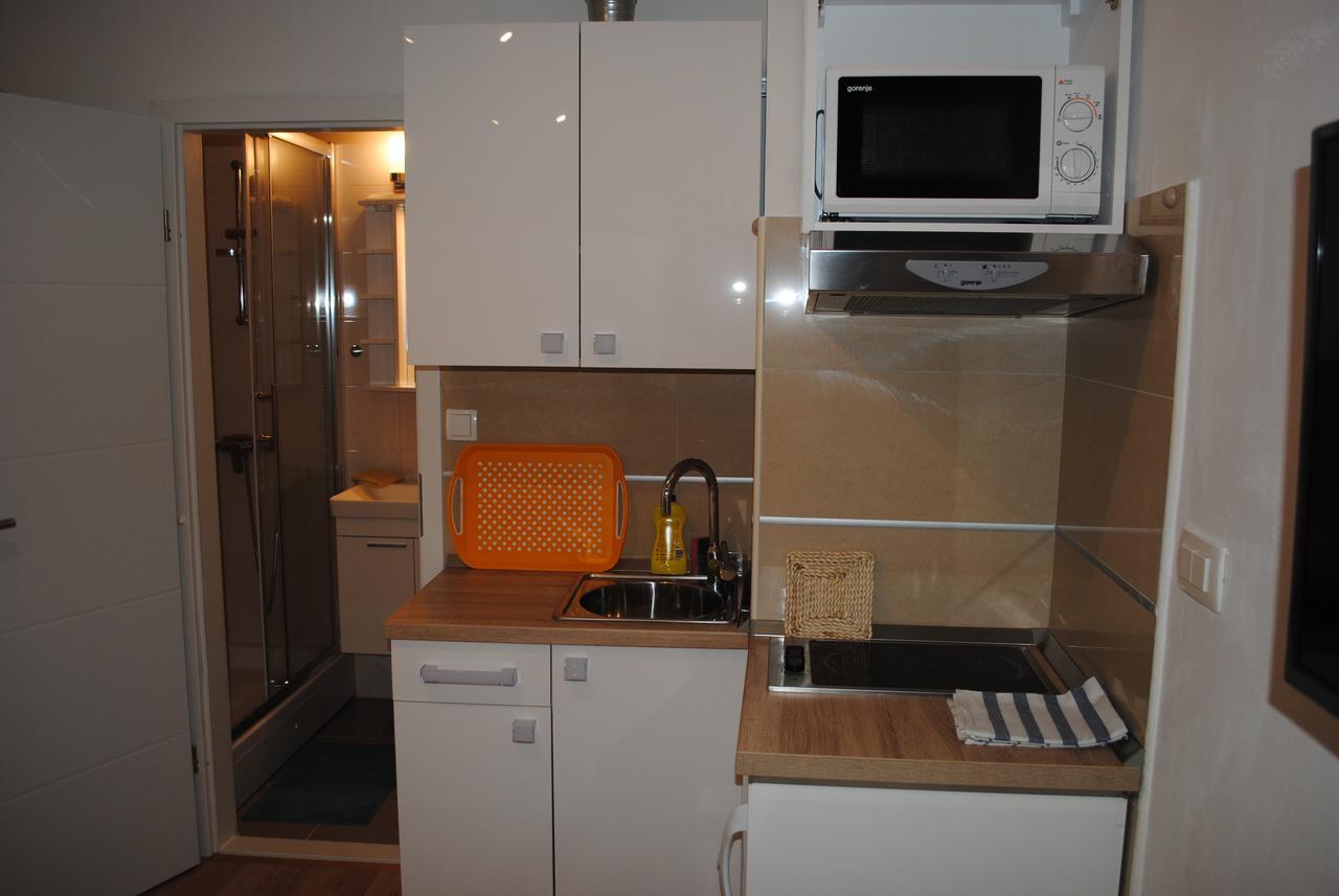 Apartment On The Square Makarska Eksteriør billede