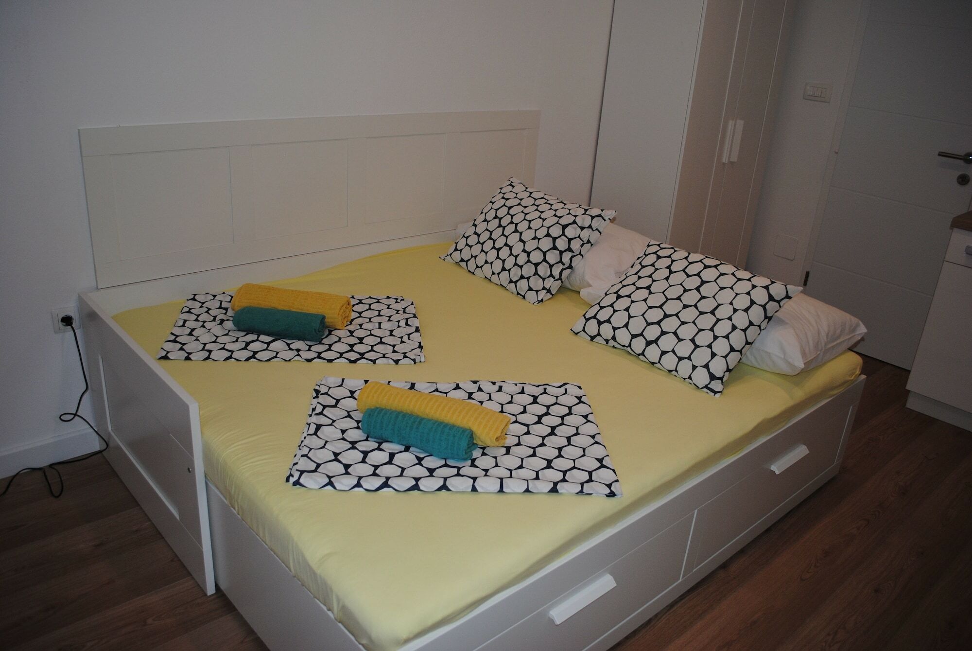 Apartment On The Square Makarska Eksteriør billede